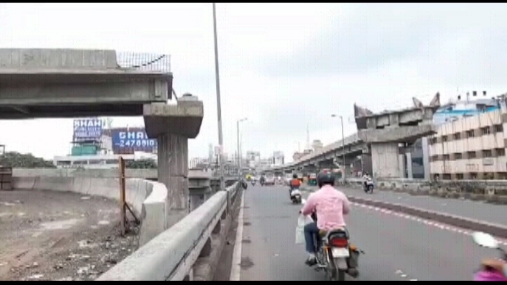 ringroad fly over bandhh.avi_snapshot_01.08.469